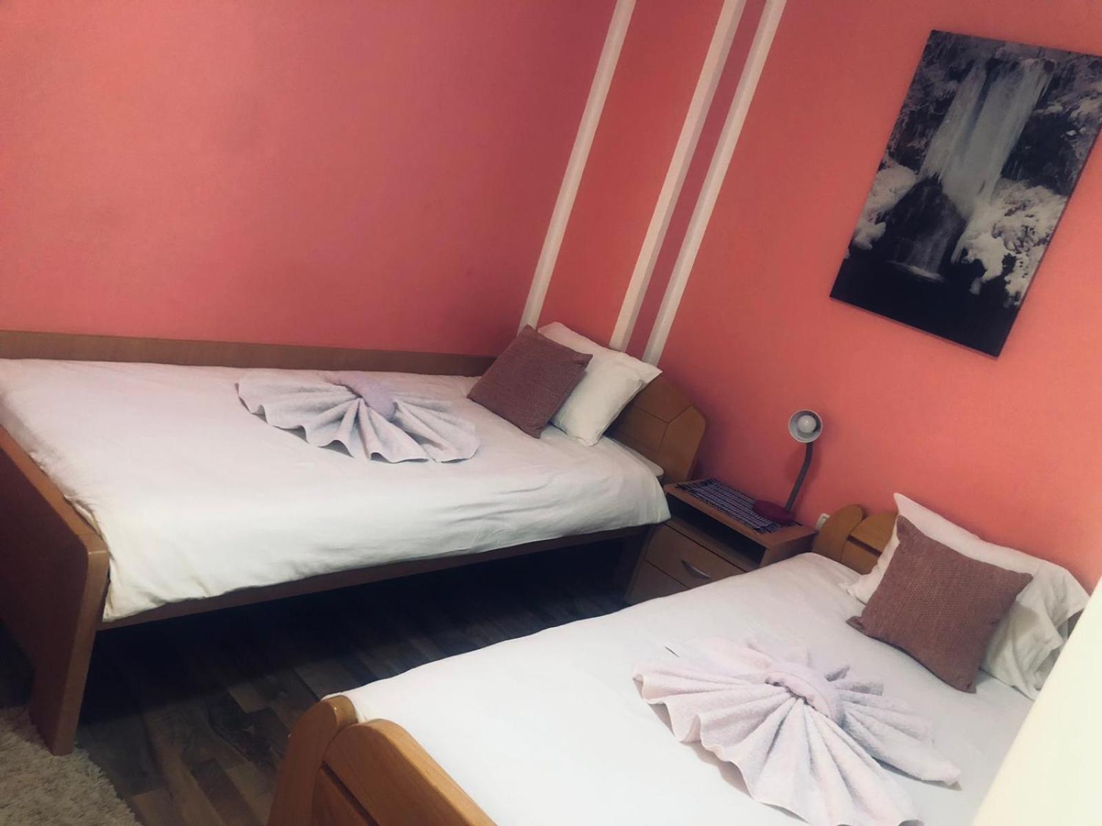 Guest House Lisinski Raj Despotovac Δωμάτιο φωτογραφία
