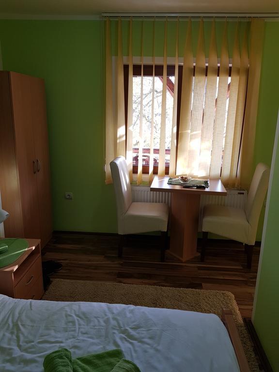 Guest House Lisinski Raj Despotovac Εξωτερικό φωτογραφία